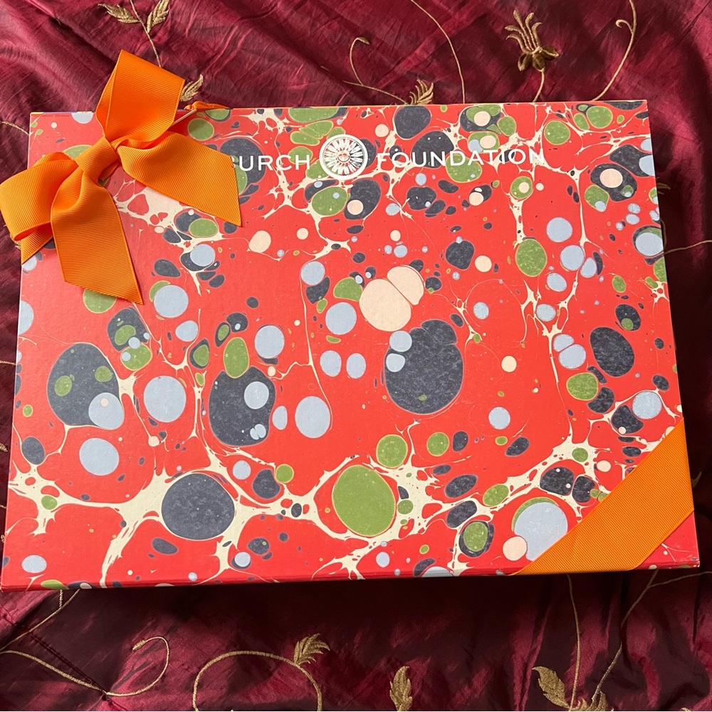 Tory Burch Foundation box